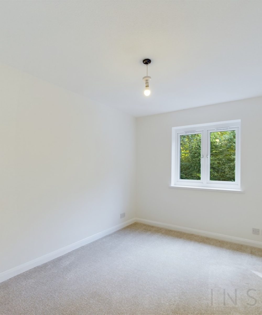 bedroom2